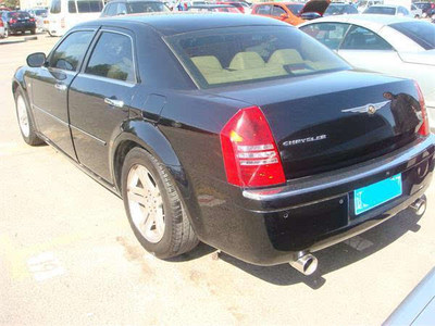 山寨豪車(chē)夢(mèng)碎街頭 大眾途觀改裝勞斯萊斯，一場(chǎng)虛驚背后的反思